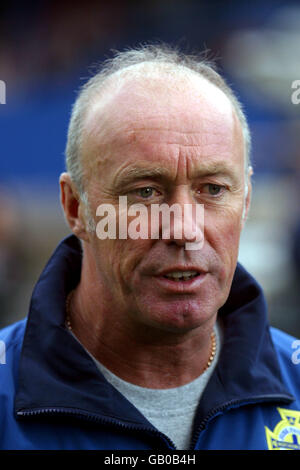 Fußball - Europäische 2004 Pokémon Videospiel-Meisterschaften - Gruppe Six - Nordirland / Spanien Stockfoto