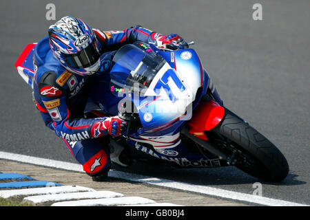 Motorradfahren - Supersport-Weltmeisterschaft - Silverstone. Thierry Vd Bosch, Yamaha Frankreich – Ipone Stockfoto