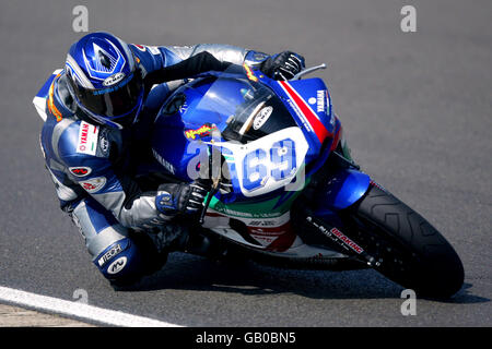 Motorradfahren - Supersport-Weltmeisterschaft - Silverstone. Gianluca Nannelli, Lorenzini von Leoni Stockfoto