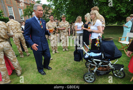 Prinz prämiert Mercian Regiment Stockfoto