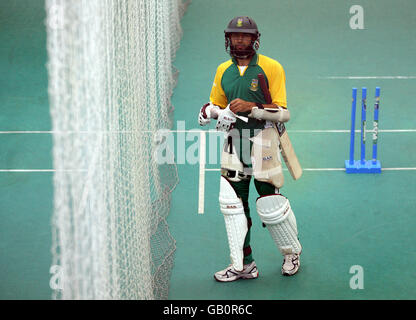 Cricket - npower Second Test - England gegen Südafrika - Südafrika Netze - Headingley. Südafrikas Hashim Amla beim Nets-Training Stockfoto