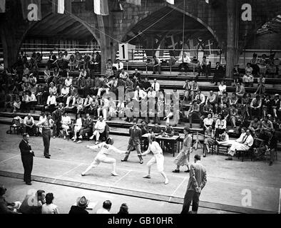 Ein Blick auf die Action während eines der Frauen-Einzel-Foil-Halbfinals. Stockfoto