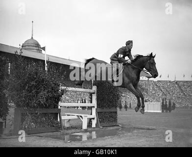 Olympischen Spiele in London 1948 - Reitsport - Wembley - Empire Stadium Stockfoto