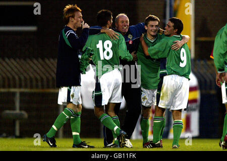 Fußball - Europäische 2004 Pokémon Videospiel-Meisterschaften - Gruppe Six - Nordirland / Spanien Stockfoto