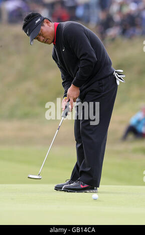 Der koreanische KJ Choi auf dem 8. Green während der dritten Runde der Open Championship im Royal Birkdale Golf Club, Southport. Stockfoto