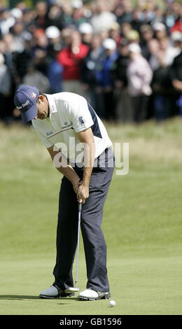 Padraig Harrington der Republik Irland auf dem 2. Green während der vierten Runde der Open Championship im Royal Birkdale Golf Club, Southport. Stockfoto