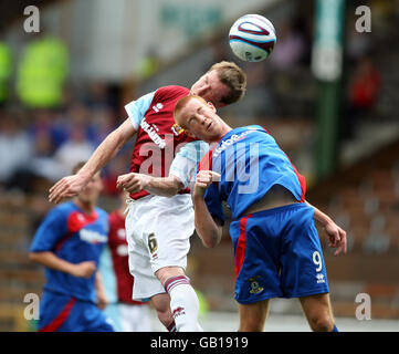 Fußball - freundlich - Burnley V Inverness Caledonian Distel - Turf Moor Stockfoto