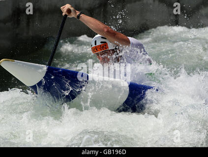 Der britische David Florence beim Training im Shunyi Olympic Canoeing Park in Peking. Stockfoto