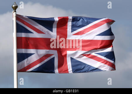 Allgemeine Ansicht einer Union Flagge fliegen hoch während der Aviva National Championships, Alexander Stadium, Birmingham Stockfoto