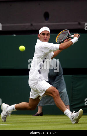 Tennis - Wimbledon 2003 - Herren 2. Runde - Roger Federer V Stefan Koubek Stockfoto