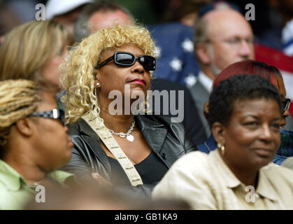 Tennis - Wimbledon 2003 - Frauen Finale - Serena Williams V Venus Williams Stockfoto