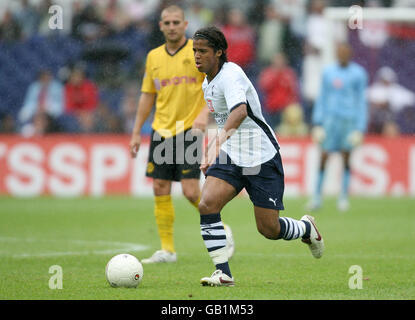 Fußball - Hafen Rotterdam Turnier 2008 - Tottenham Hotspur gegen Borussia Dortmund - De Kuip Stadion. Tottenham Hotspur's Giovani Dos Santos im Spiel gegen Borussia Dortmund Stockfoto