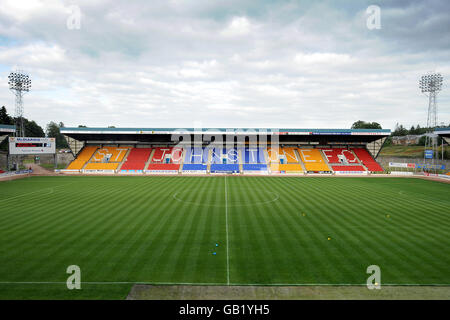 Gesamtansicht des McDiarmid Park, Heimstadion des FC St. Johnstone Stockfoto