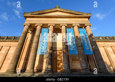 Die Scottish National Gallery ist der national Art Gallery of Scotland. Es befindet sich auf dem Hügel im Zentrum von Edinburgh. Stockfoto