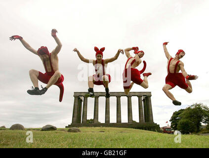 Circus Oz führen in Edinburgh Stockfoto