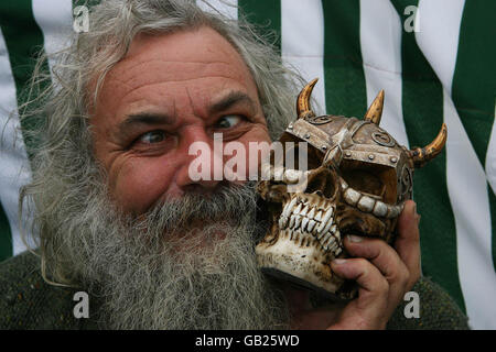 Ian Barber auf Irlands ältester traditioneller Puck-Messe in Killorglin, County Kerry. Stockfoto