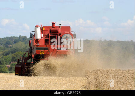 Bauernhof Lager Mähdrescher Stockfoto