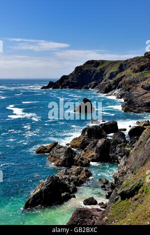 Die kornischen Küste in der Nähe von Kynance Cove auf der Lizard Halbinsel Cornwall England Großbritannien Stockfoto