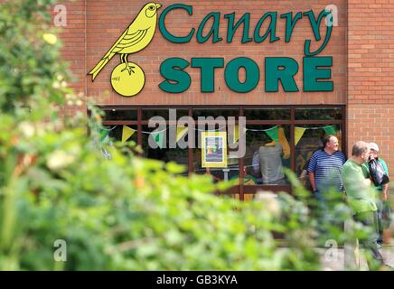 Fußball - Coca-Cola Football League Championship - Norwich City V Birmingham City - Carrow Road Stockfoto