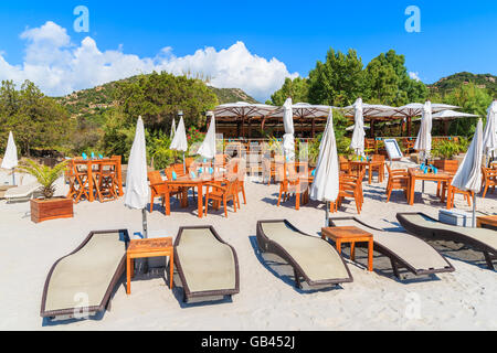 PALOMBAGGIA Strand, Korsika - 23. Juni 2015: Restaurant auf sandigen Palombaggia Strand, Korsika, Frankreich. Stockfoto