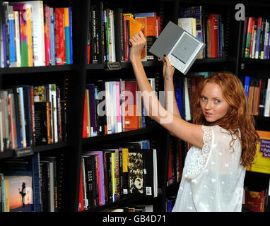 Lily Cole startet neue Reader von Sony - London Stockfoto