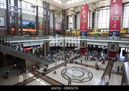 Eine allgemeine Ansicht von Pekings Hauptbahnhof, Peking, China. Stockfoto