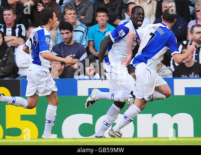 Fußball - Barclays Premier League - Newcastle United / Blackburn Rovers - St James' Park. Christopher Samba von Blackburn feiert das Tor während des Spiels der Barclays Premier League im St James' Park, Newcastle. Stockfoto