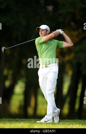 Golf - Quinn Versicherung British Masters - Tag Drei - Der Belfry. Südafrikas Charl Schwartzel während der Quinn Insurance British Masters am Belfry, Wishaw, Sutton Coldfield. Stockfoto