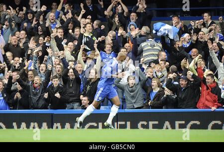 Fußball - Barclays Premier League - Chelsea V Aston Villa - Stamford Bridge Stockfoto