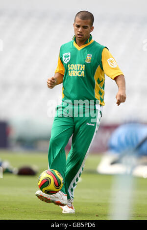 Cricket - NatWest Series - Second One Day International - England / Südafrika - England Nets - Trent Bridge. Jean-Paul Duminy, Südafrika Stockfoto