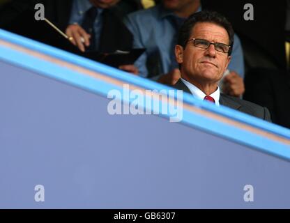 Fußball - Barclays Premier League - Chelsea / Manchester United - Stamford Bridge. Der englische Manager Fabio Capello auf der Tribüne Stockfoto