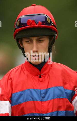 Pferderennen - Trinidad & Tobago Tag - Pontefract. Marc Halford, Jockey Stockfoto