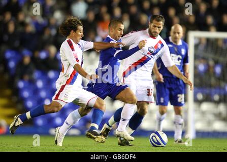 Fußball - Coca-Cola Football League Championship - Birmingham City / Crystal Palace - St. Andrew's Stadium. Kevin Phillips von Birmingham City kämpft mit Nick Carle (links) und Shefki Kuqi (rechts in der Mitte) um den Ball Stockfoto