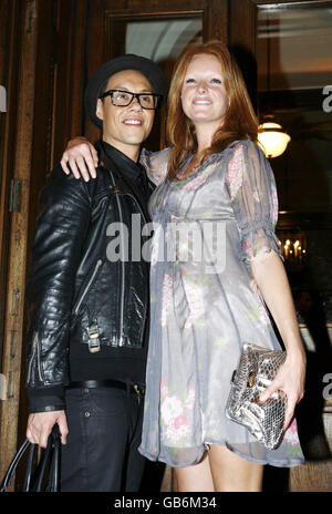 GOK Wan und Olivia Inge kommen zum 'Evening Standard 1000 Most Influenciving People 2008' in der Wallace Collection im Zentrum Londons. Stockfoto