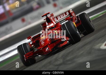 Motorsport - Formel 1 Singtel Singapur Grand Prix - Qualifikation - Marina Bay Circuit Park. Kimi Räikkönen, Ferrari Stockfoto