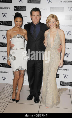 Thandie Newton, Josh Brolin und Elizabeth Banks kommen bei der Gala-Vorführung von "W" während des Times BFI London Film Festival 2008 im Odeon West End im Zentrum von London an. Stockfoto