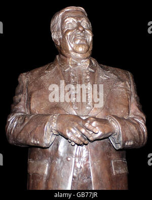 Les Dawson Statue Tribut Stockfoto