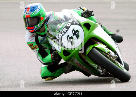 Motorradfahren - British Superbike Championship - Rockingham. Scott Smart, Hawk Kawasaki Stockfoto