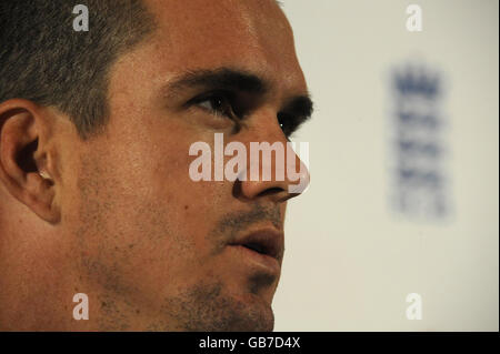 England Kapitän Kevin Pietersen während einer Pressekonferenz auf Lord's Cricket Ground, London. Stockfoto