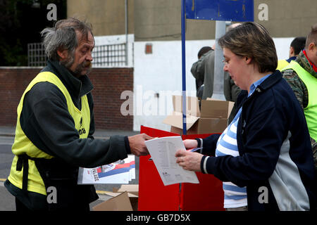 Fußball - Coca-Cola Football League Championship - Crystal Palace V Barnsley - Selhurst Park Stockfoto