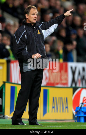 Fußball - Coca-Cola Championship Football League - Norwich City / Doncaster Rovers - Carrow Road. Sean O'Driscoll, Doncaster Rovers Stockfoto