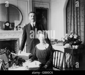 Politik - Lord und Lady Astor - 1920 Stockfoto