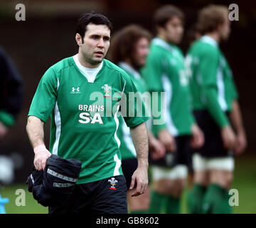 Stephen Jones von Wales während der Trainingseinheit am Welsh Institute of Sport, Sophia Gardens, Cardiff. Stockfoto