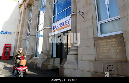 Eine allgemeine Ansicht des Barnsley Building Society Permanent Building in Regent Street, Barnsley. Stockfoto