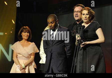 Die Besetzung von Doctor Who bei den National Television Awards 2008 in der Royal Albert Hall, Kensington Gore, SW7. Stockfoto