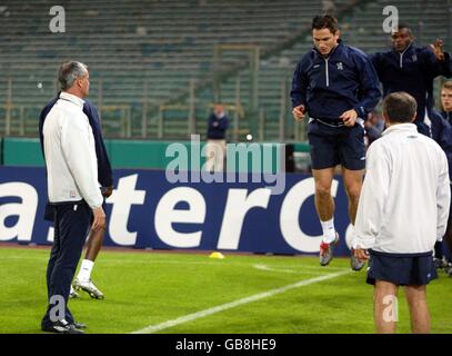 - UEFA Champions League - Gruppe G - Lazio V Chelsea - Fußballtraining Stockfoto