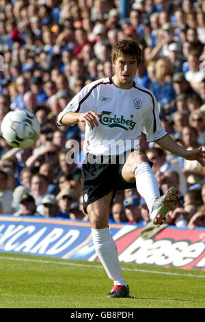 Fußball - FA Barclaycard Premiership - Portsmouth gegen Liverpool. Harry Kewell, Liverpool Stockfoto