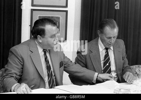 Cricket - Geoffrey Boykott - Yorkshire County Cricket Club - Treffen Headingley Stockfoto