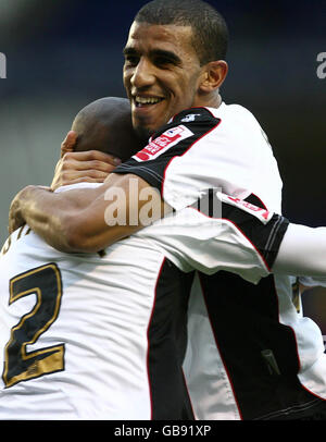 Fußball - Coca-Cola Football Championship - Birmingham City / Charlton Athletic - St Andrews. Charlton's Hameur Bouazza feiert sein Tor beim Coca-Cola Football Championship-Spiel in St. Andrews, Birmingham. Stockfoto