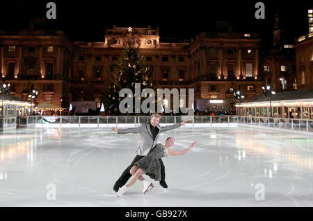 Eröffnungsabend des Somerset House Eisbahn Stockfoto